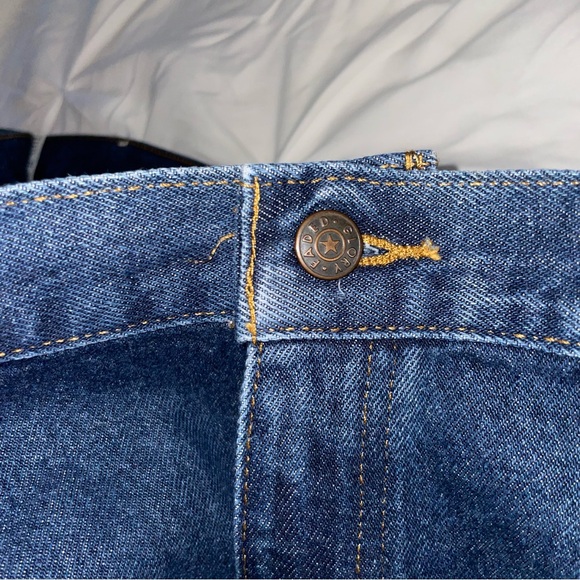 Faded Glory Men's relax fitted Dark Wash Jeans Size 44 x 32 style 116371 - Picture 3 of 7